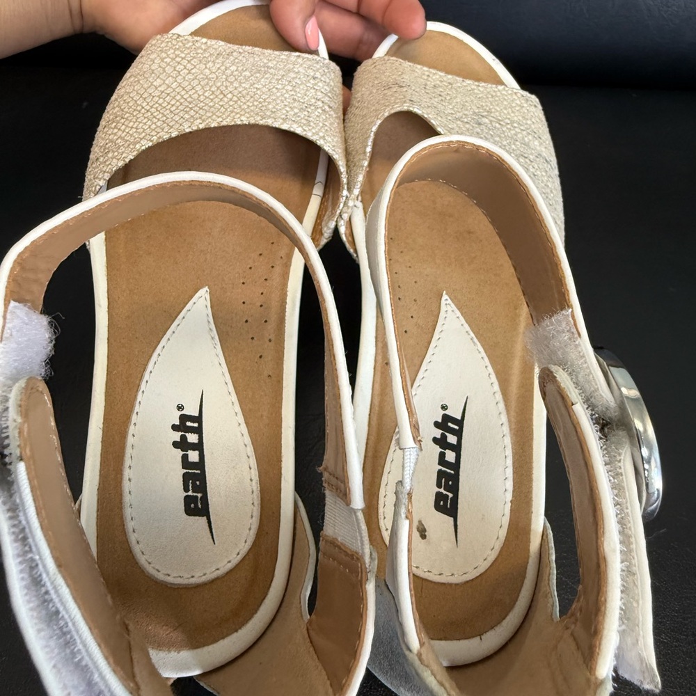 EARTH Hera Sliver/cream snake print shoes sz.6 - Picture 4 of 5
